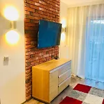 Rodzinne Z Ogrodkiem Apartman