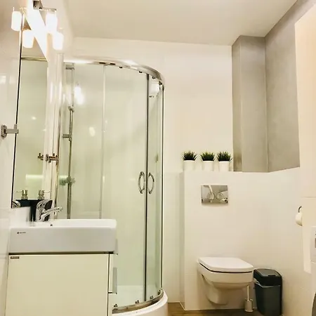 Rodzinne Z Ogrodkiem 아파트 포고르젤리차