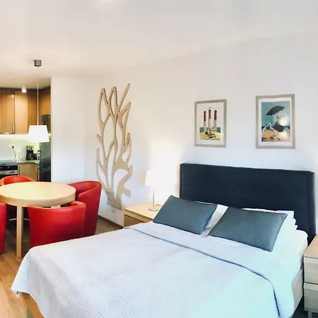 Rodzinne Z Ogrodkiem 아파트